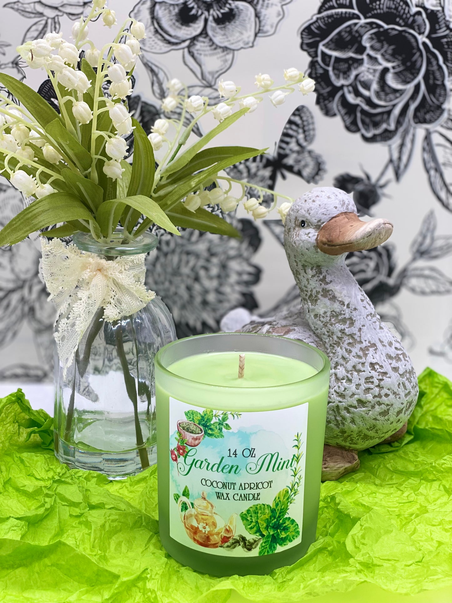 Candle, Coconut APRICOT wax candle, Spearmint, Garden, Herbs, Relax, Garden Mint Scented Candle