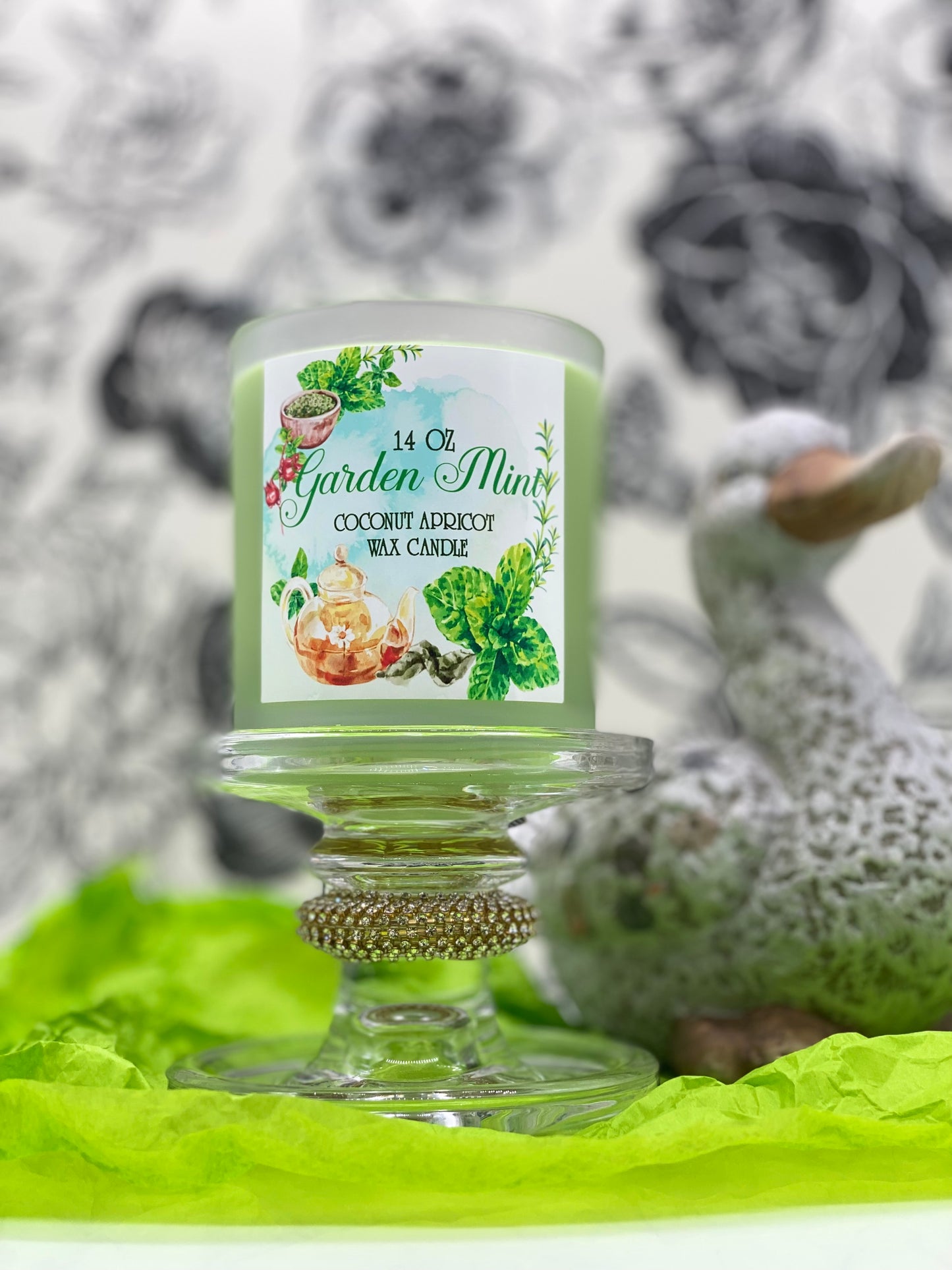 Candle, Coconut APRICOT wax candle, Spearmint, Garden, Herbs, Relax, Garden Mint Scented Candle